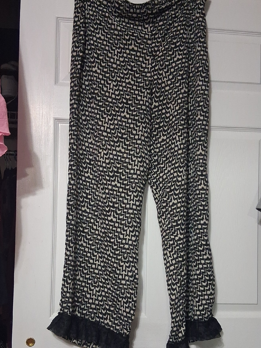 new directions Black & White Geometric Ruffle-Hem Wide Leg Pants Sz XL $25